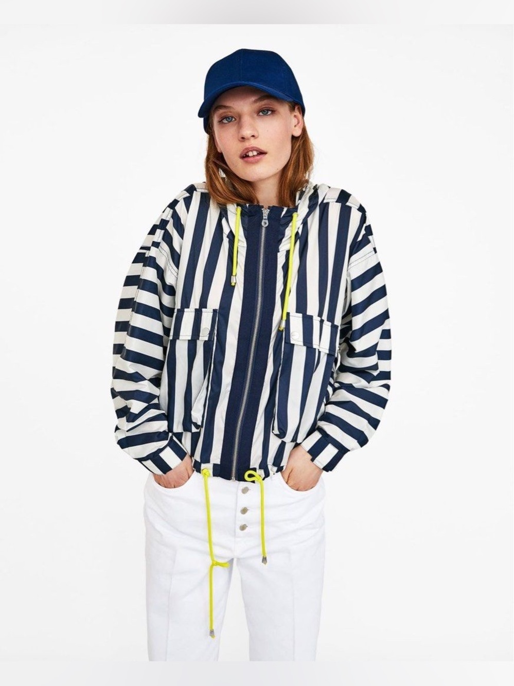 Zara Striped Hooded Windbreaker Jacket in Navy & White, size M